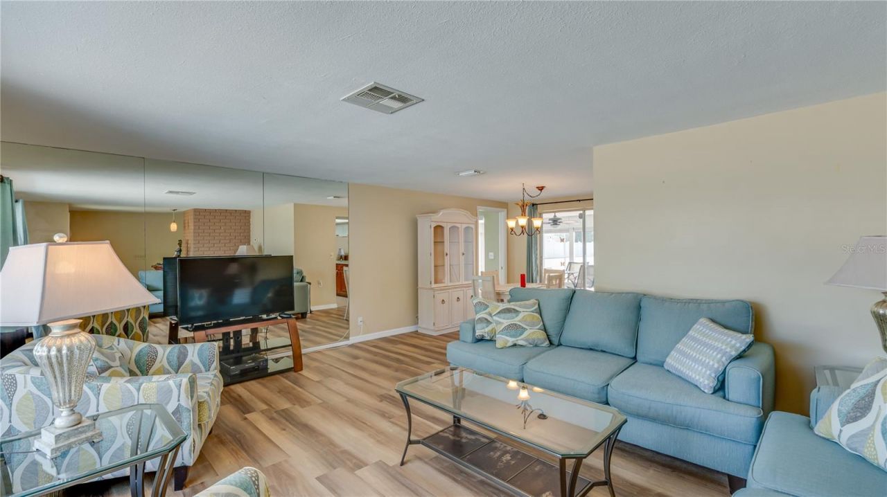 5844 Riddle Road, Holiday, FL 34690 Photo