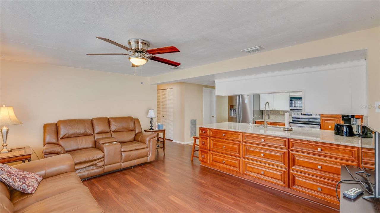 5844 Riddle Road, Holiday, FL 34690 Photo