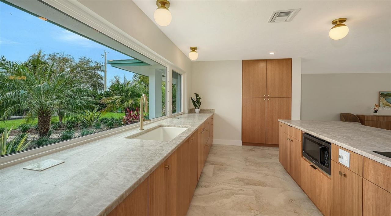 1967 Brookhaven Drive, Sarasota, FL 34239 Photo