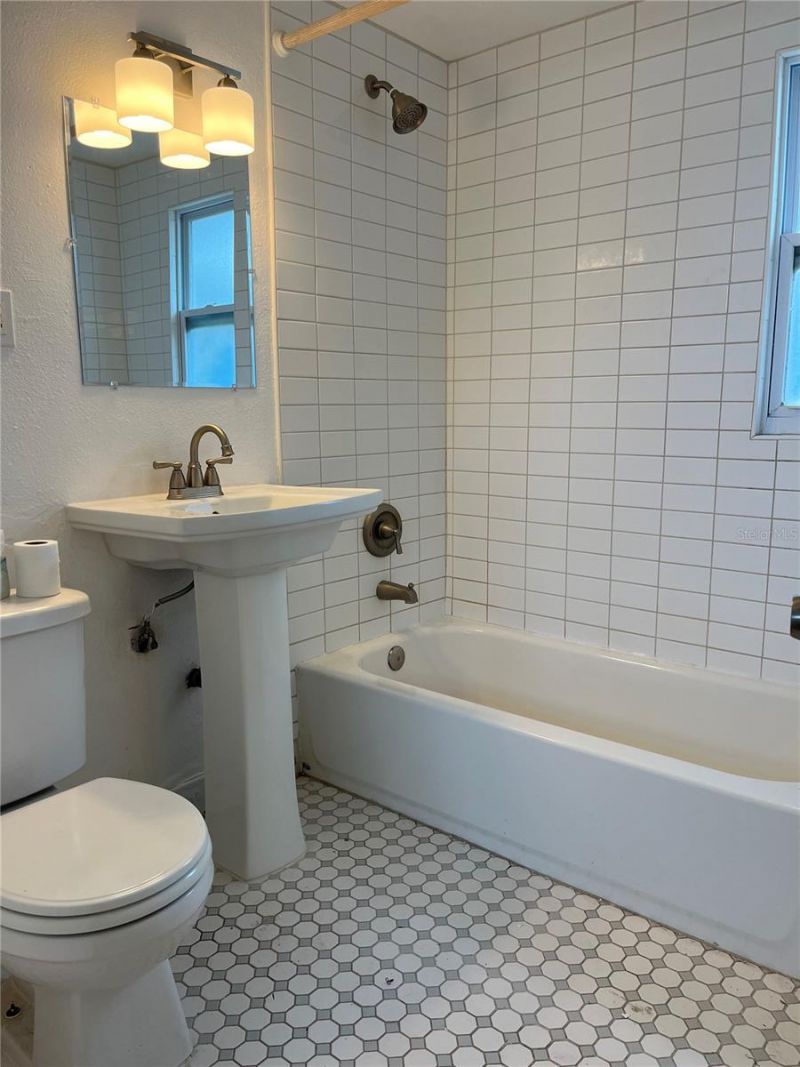 2730 Dartmouth Avenue N, Saint Petersburg, FL 33713 Photo