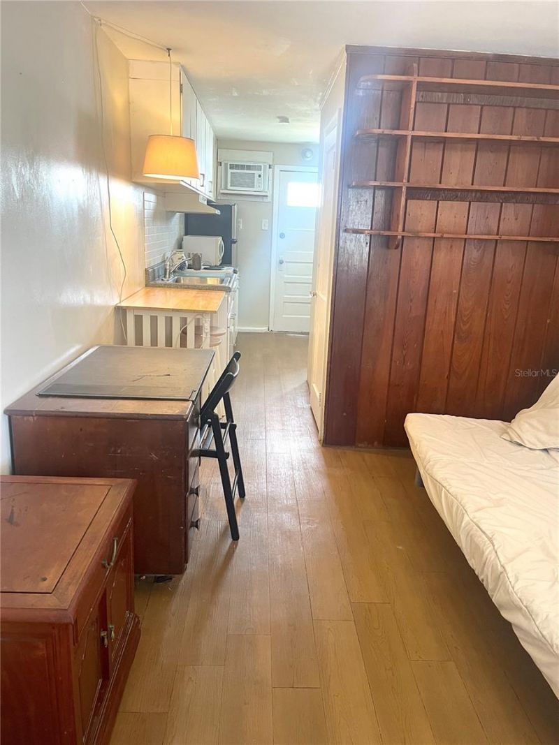 2730 Dartmouth Avenue N, Saint Petersburg, FL 33713 Photo