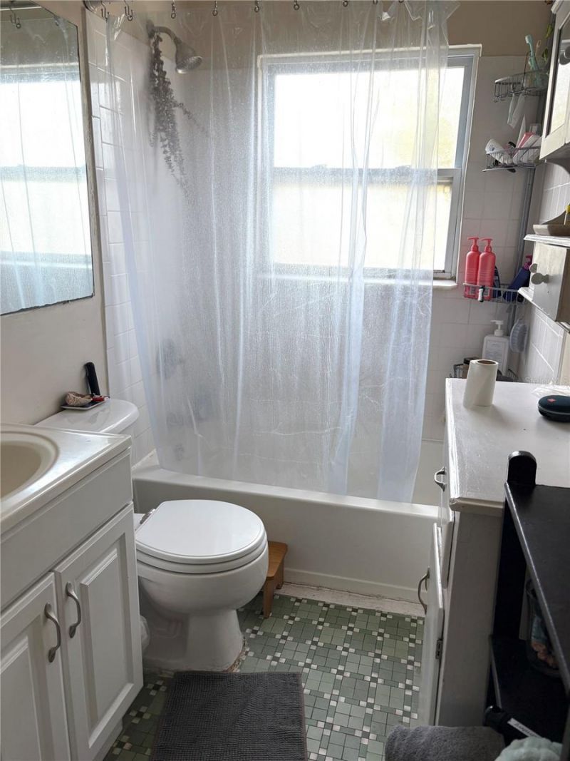 2730 Dartmouth Avenue N, Saint Petersburg, FL 33713 Photo