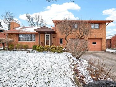 817 Lovetta Drive, Kettering, OH 45429