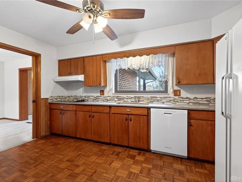 817 Lovetta Drive, Kettering, OH 45429 Photo 23