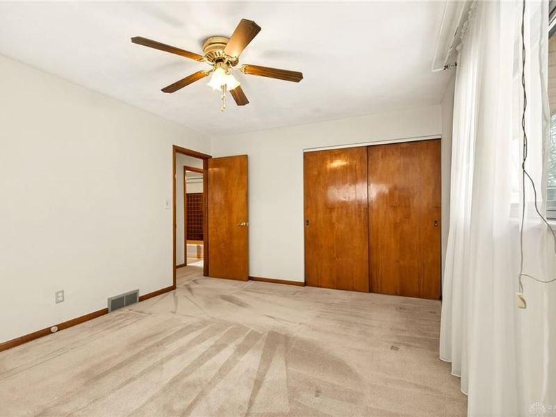 817 Lovetta Drive, Kettering, OH 45429 Photo 31