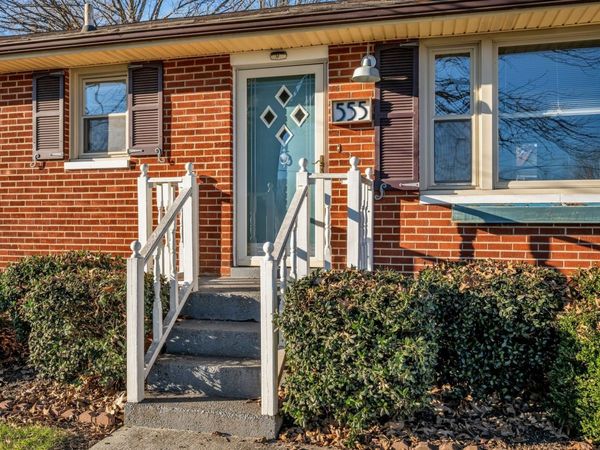 555 Ashe Ave , New Johnsonville, TN 37134