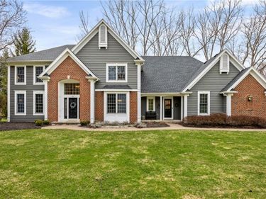 20 Arbor Creek Drive, Pittsford, NY 14534