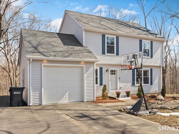 26 2nd, Lebanon, CT 06249