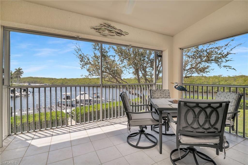 194 Newport Dr, Unit 908, Naples, FL 34114 Photo