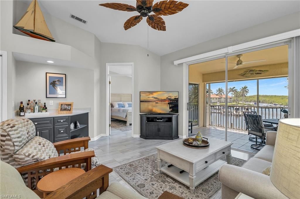 194 Newport Dr, Unit 908, Naples, FL 34114 Photo