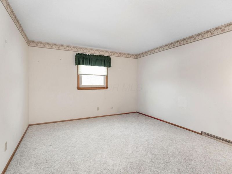 2065 N Glenn Drive NE, Lancaster, OH 43130 Photo 13