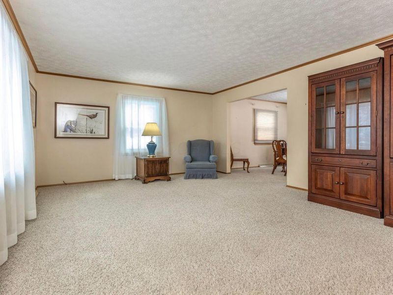 2065 N Glenn Drive NE, Lancaster, OH 43130 Photo 4