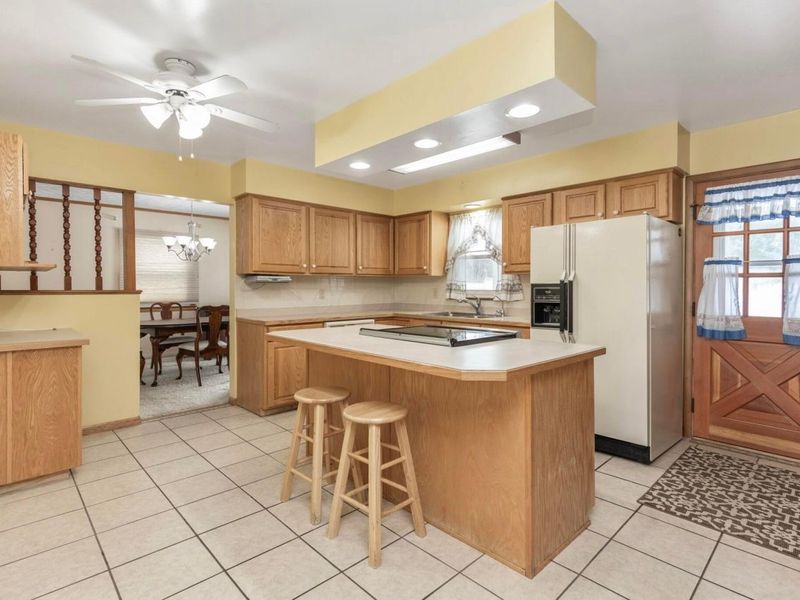 2065 N Glenn Drive NE, Lancaster, OH 43130 Photo 6