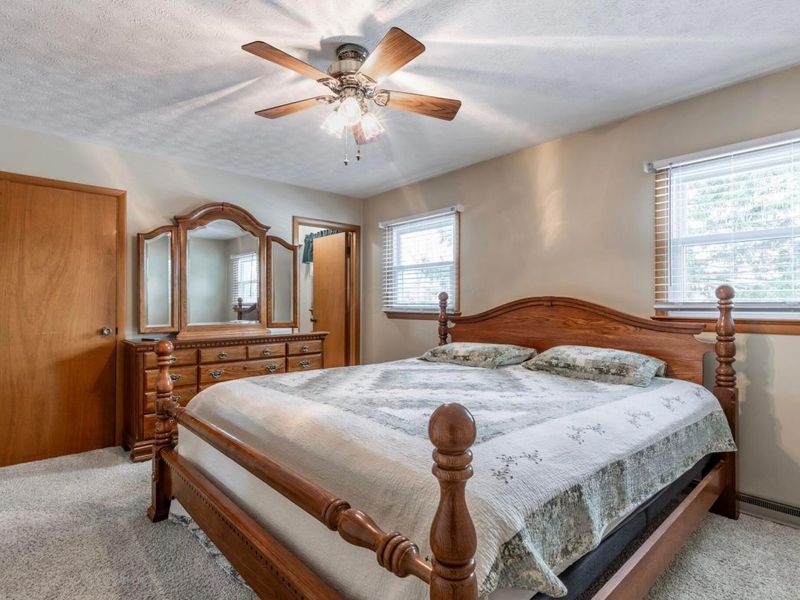 2065 N Glenn Drive NE, Lancaster, OH 43130 Photo 8