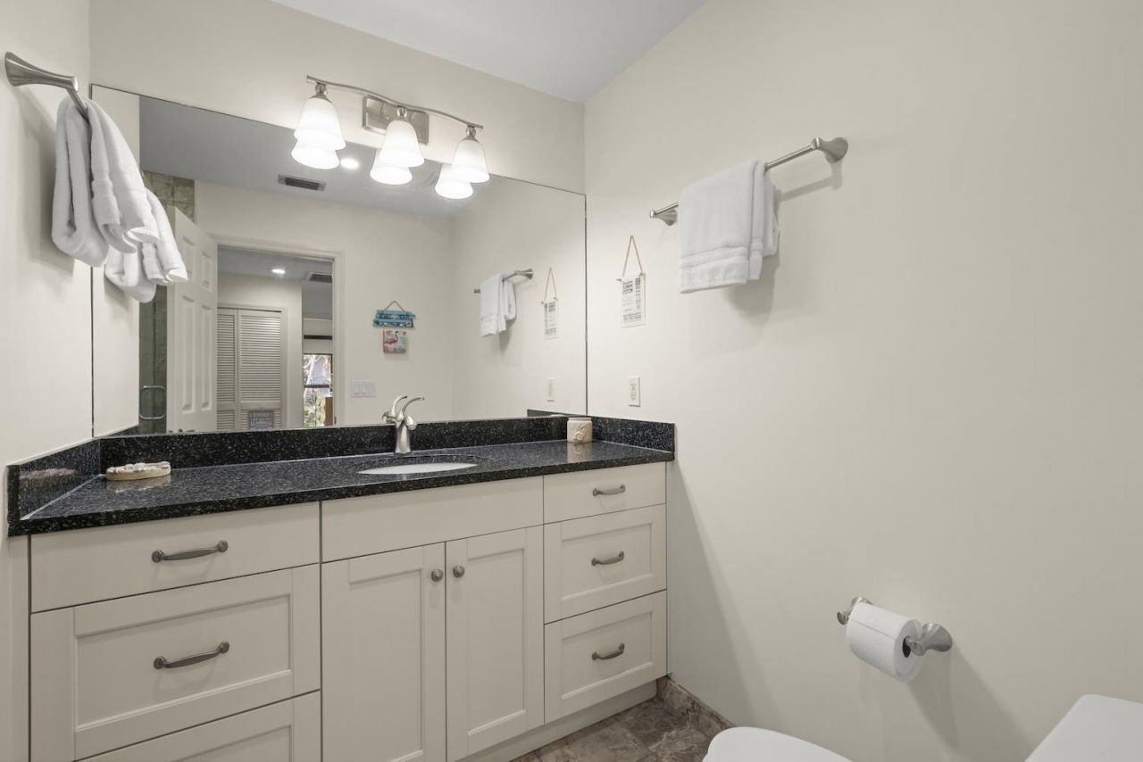 4339 Gulf Pines Dr, Sanibel, FL 00000 Photo