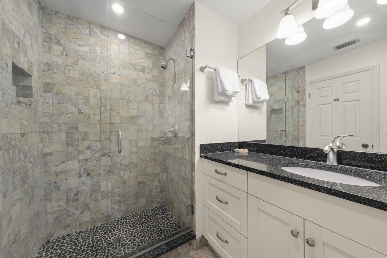 4339 Gulf Pines Dr, Sanibel, FL 00000 Photo