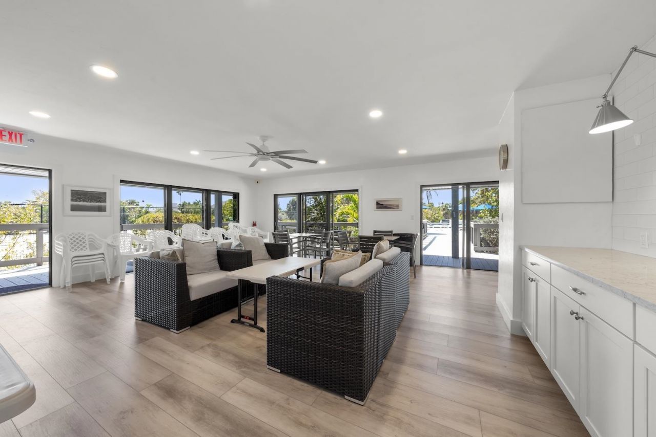 4339 Gulf Pines Dr, Sanibel, FL 00000 Photo