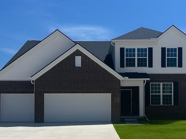 51369 Deerbrook Drive, Macomb Twp, MI 48042