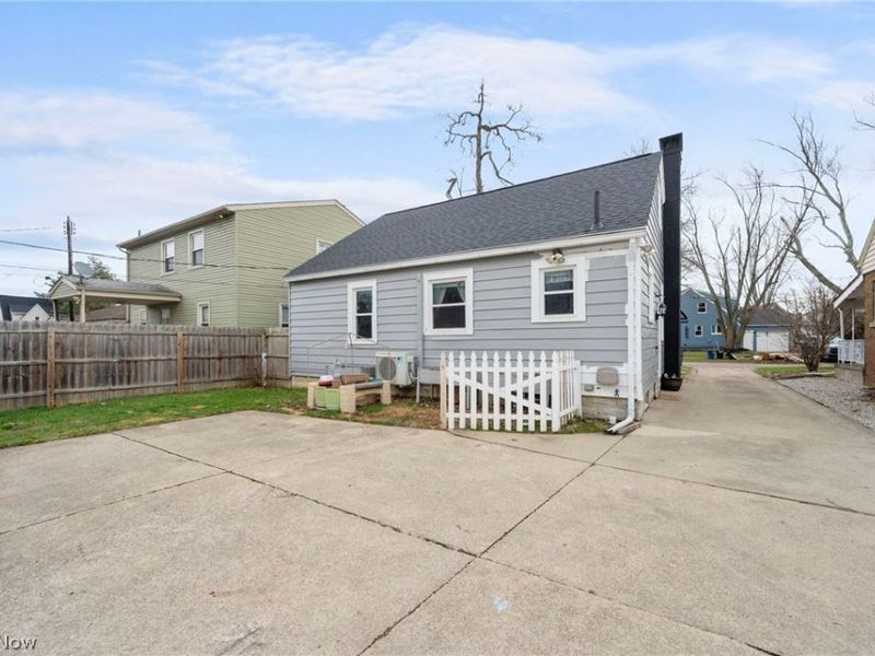 2967 Cleveland Boulevard, Lorain, OH 44052 Photo 25