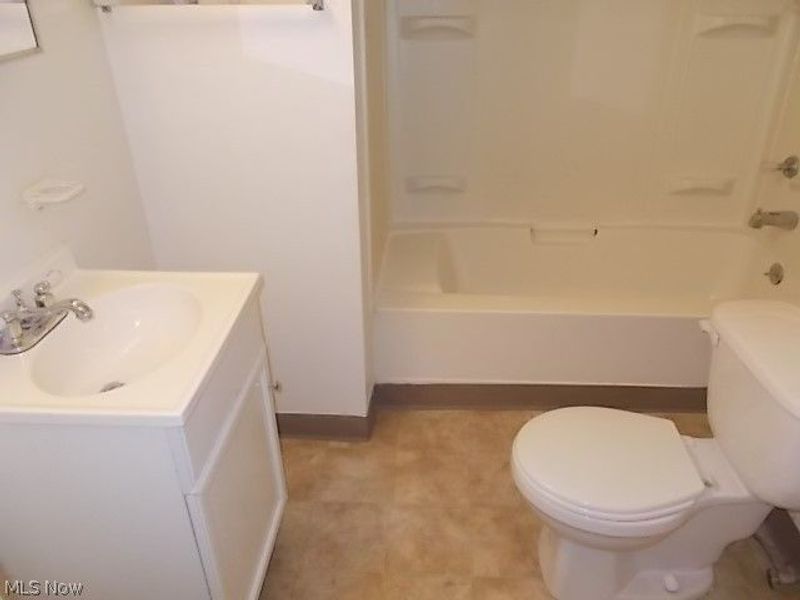 3642 Menlo Road, Shaker Heights, OH 44120 Photo 3