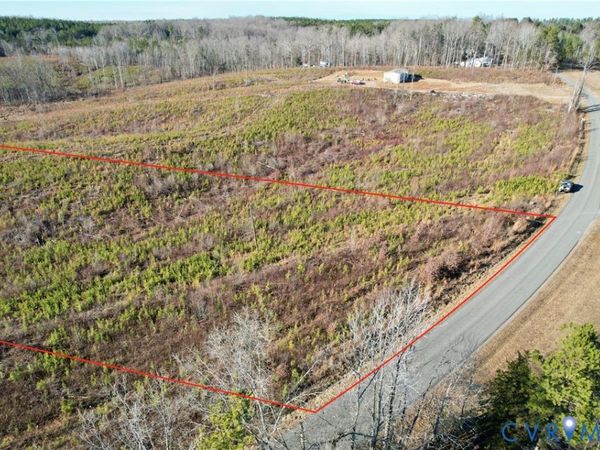 5150 Indian Oak Road , Crewe, VA 23930