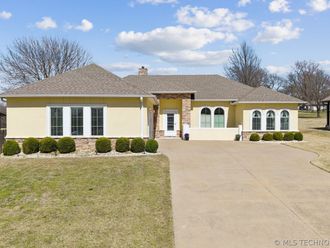 3202 Club Street Claremore, OK 74019