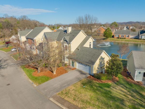 1213 Bridgewater Lane, Chattanooga, TN 37405