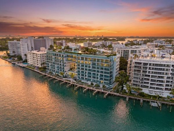 9201 E Bay Harbor Dr, Unit 604, Bay Harbor Islands, FL 33154