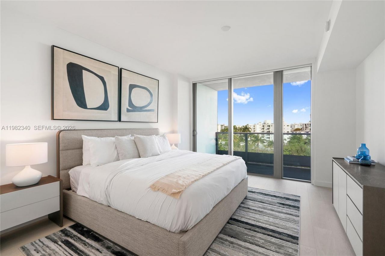 9201 E Bay Harbor Dr, Unit 604, Bay Harbor Islands, FL 33154 Photo