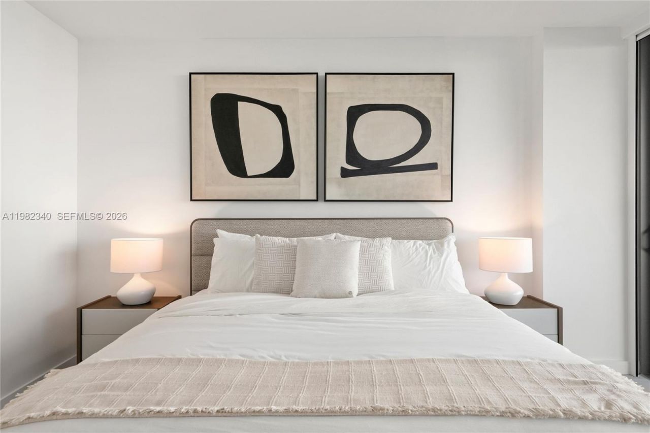 9201 E Bay Harbor Dr, Unit 604, Bay Harbor Islands, FL 33154 Photo