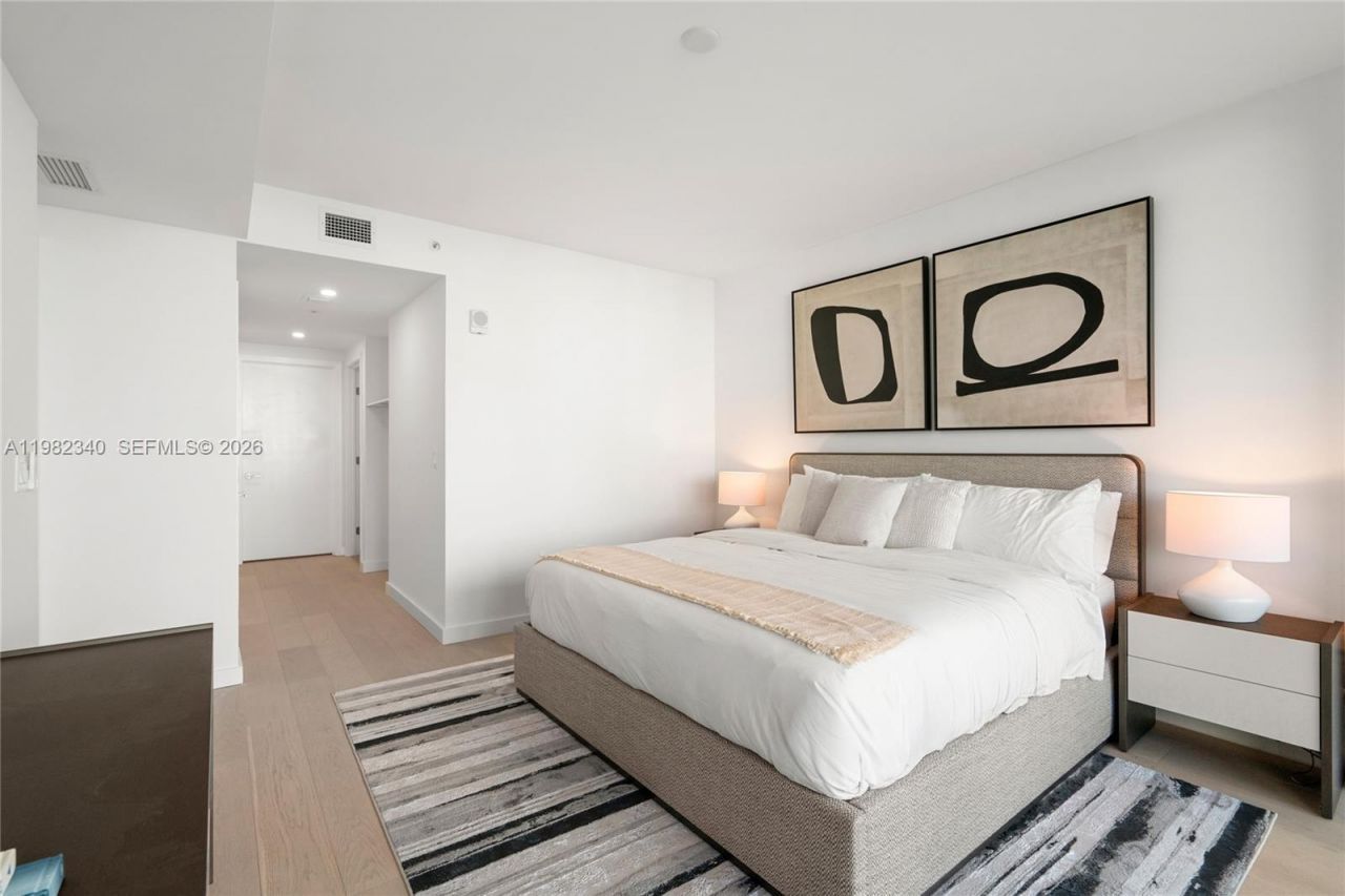 9201 E Bay Harbor Dr, Unit 604, Bay Harbor Islands, FL 33154 Photo