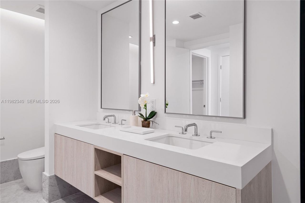 9201 E Bay Harbor Dr, Unit 604, Bay Harbor Islands, FL 33154 Photo