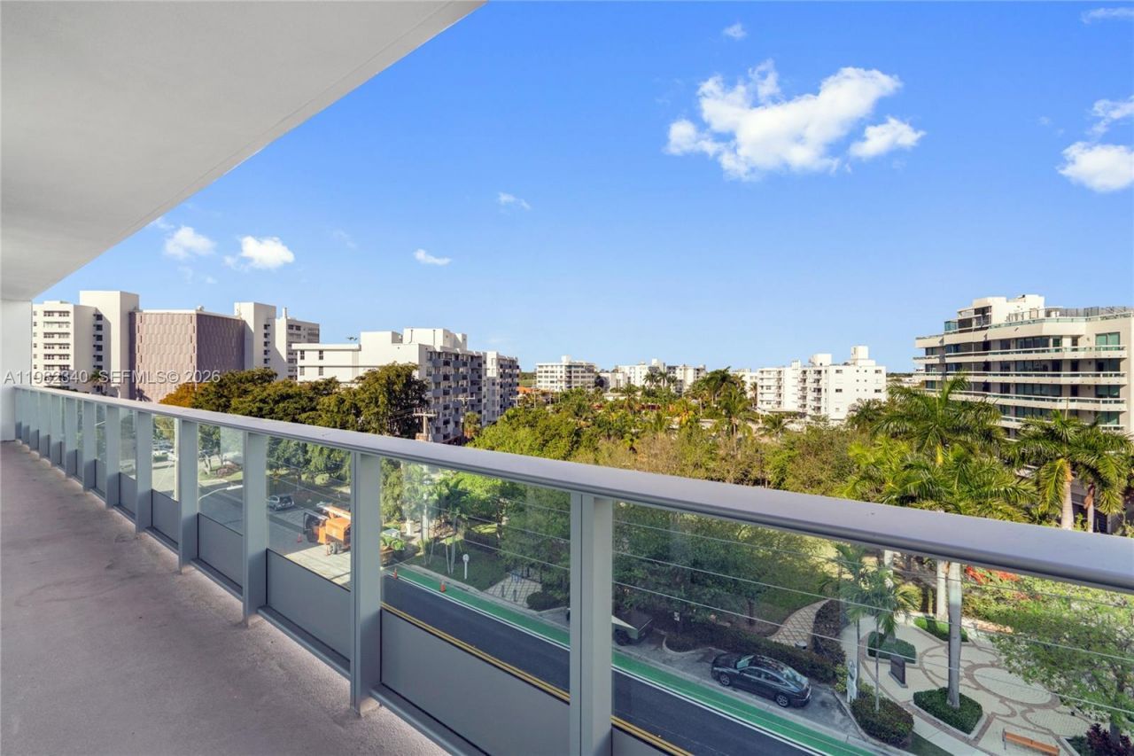 9201 E Bay Harbor Dr, Unit 604, Bay Harbor Islands, FL 33154 Photo