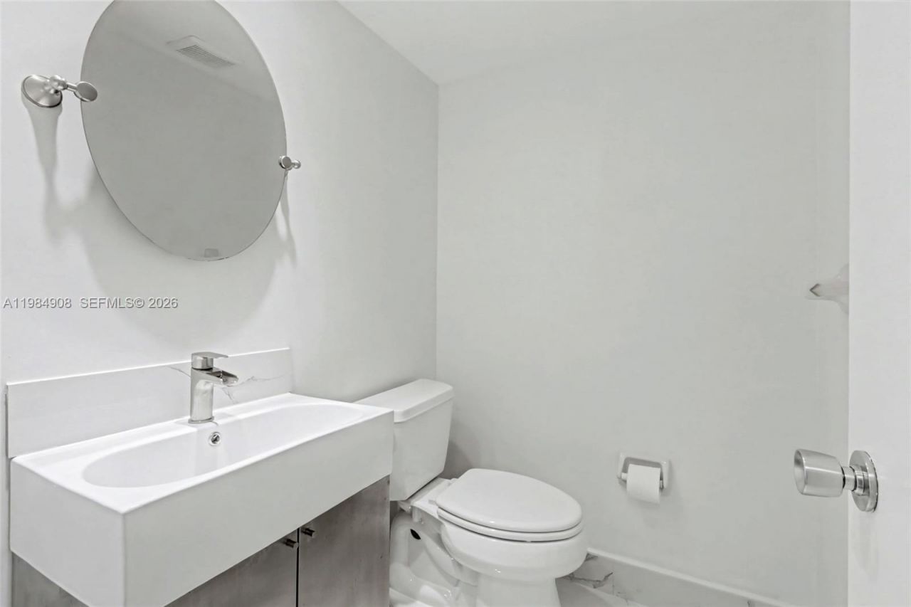 3970 Oaks Clubhouse Dr , Unit 407, Pompano Beach, FL 33069 Photo