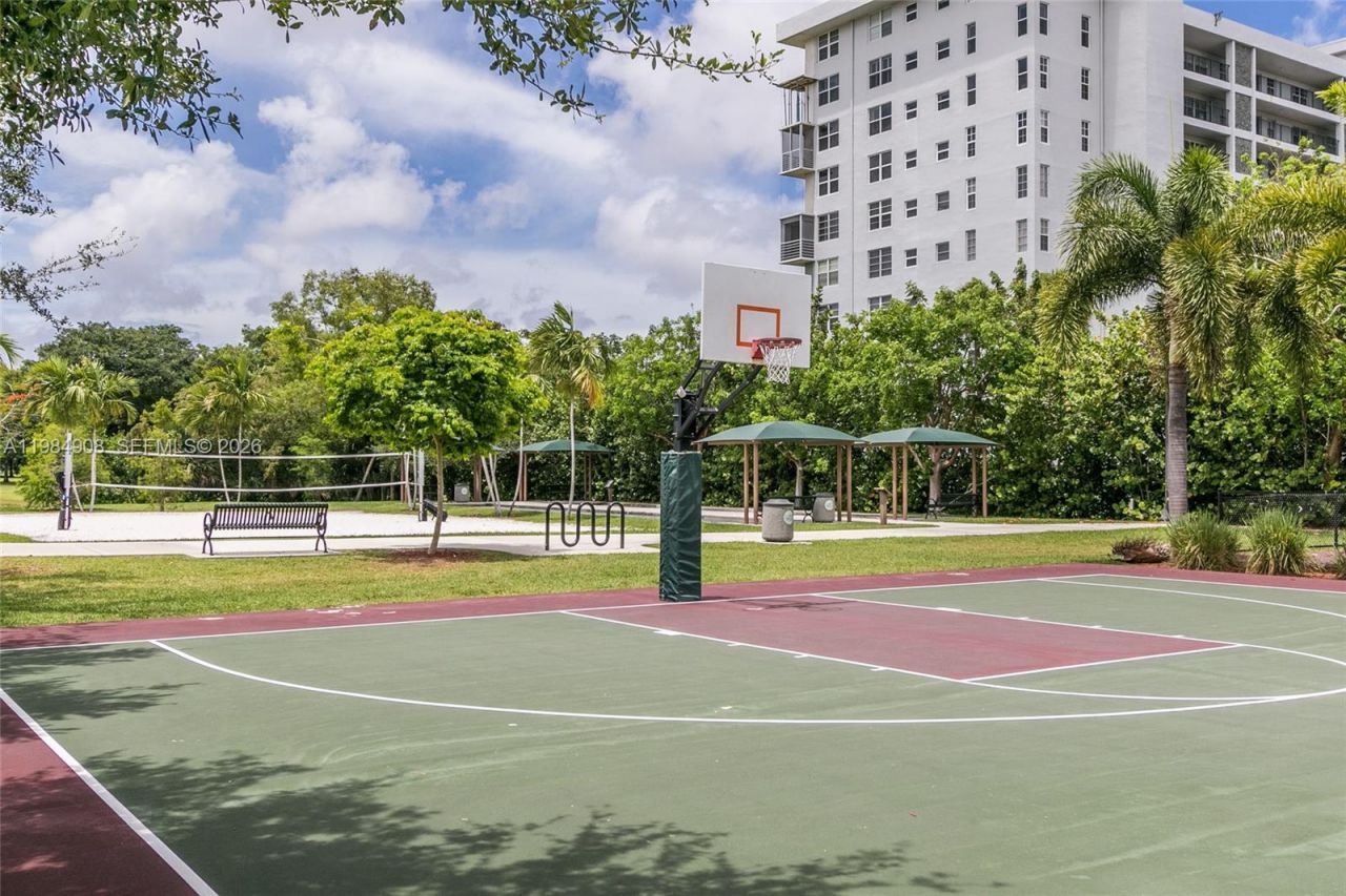 3970 Oaks Clubhouse Dr , Unit 407, Pompano Beach, FL 33069 Photo