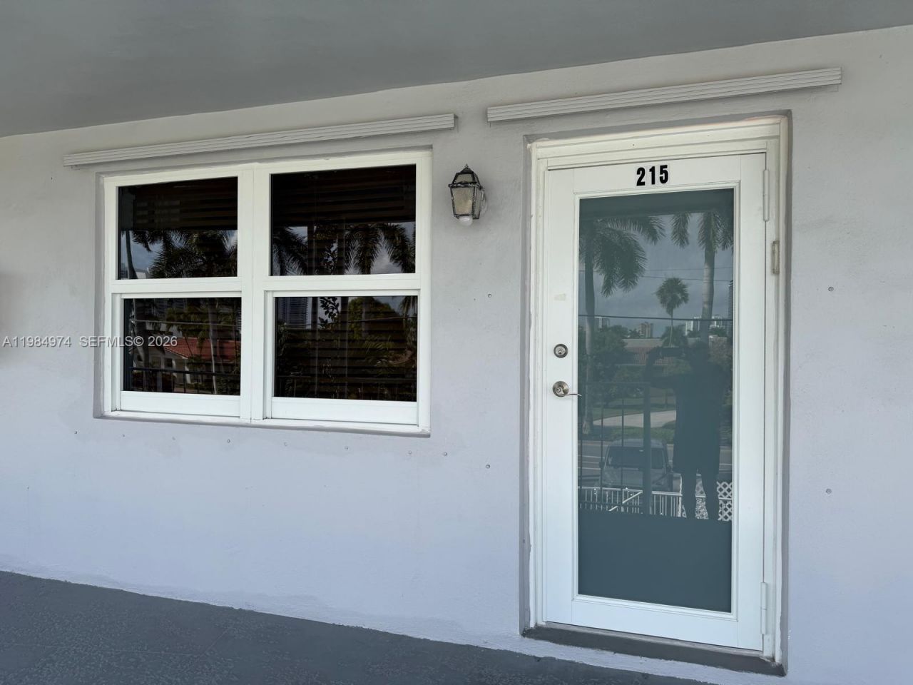 630 Layne Blvd , Unit 215, Hallandale Beach, FL 33009 Photo