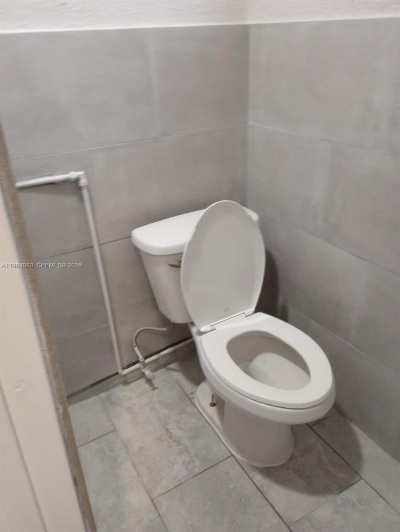 1241 W Dr Martin Luther King Jr Blvd W , Unit 2, Belle Glade, FL 33430 Photo