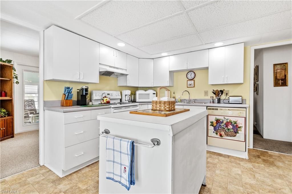 203 Harvest Ln, North Fort Myers, FL 33917 Photo