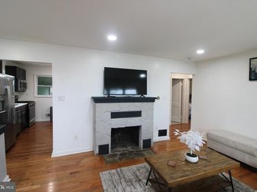 4009 TANEY AVENUE , ALEXANDRIA, VA 22304