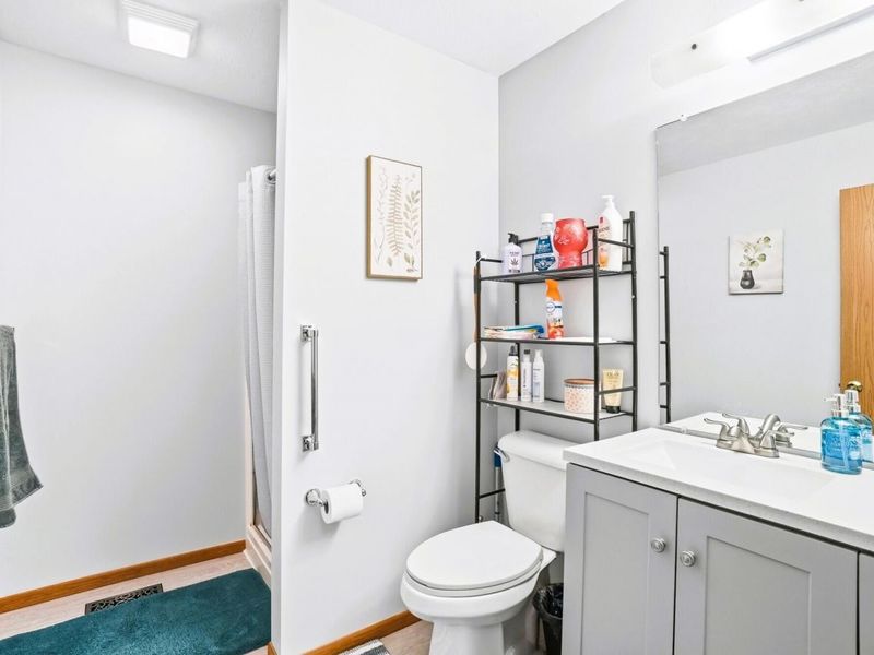 4890 W Brannan Drive, Springfield, OH 45502 Photo 5