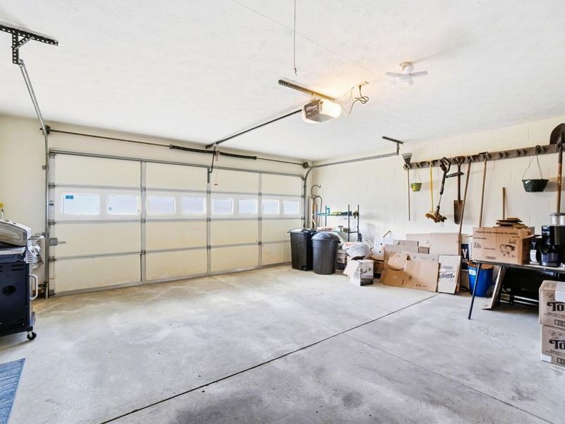 4890 W Brannan Drive, Springfield, OH 45502 Photo 6