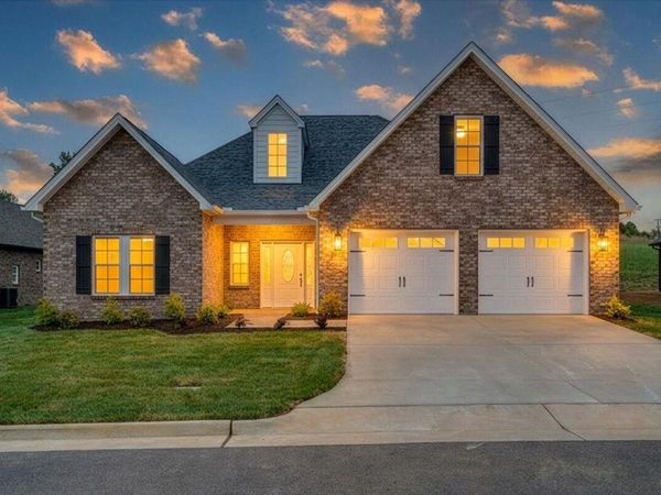 149 Merion CIR, Daleville, VA 24083