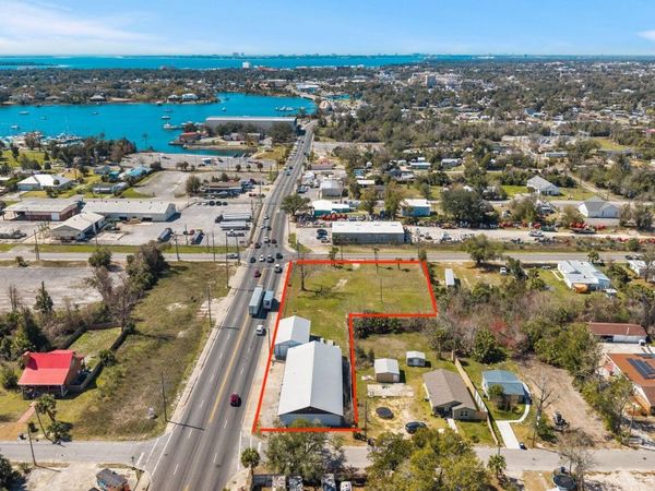 2135 E 5th Street, Panama City, FL 32401