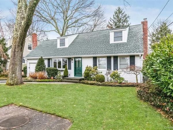 20 Marlboro Drive , South Huntington, NY 11743