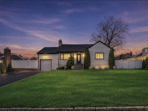 20 Van Buren Place , White Plains, NY 10603