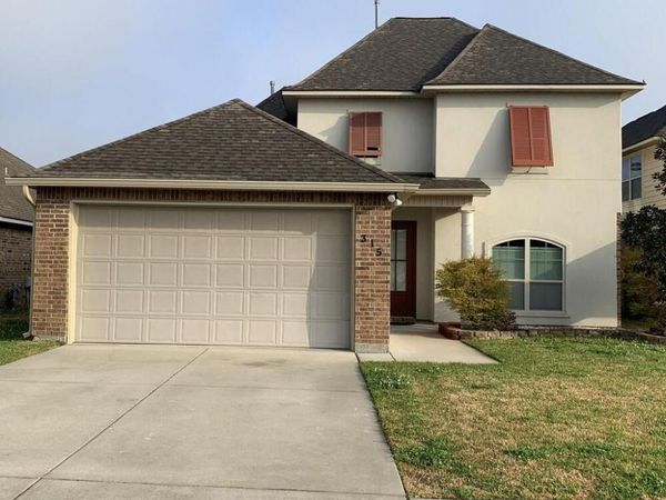 315 Forest Grove Drive, Youngsville, LA 70592