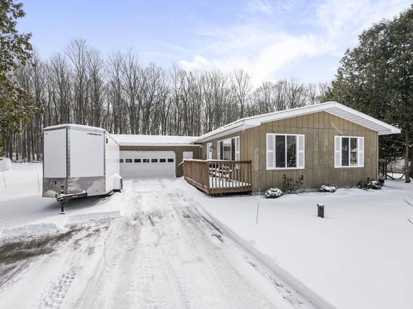 1386 Silverwood Drive, Traverse City, MI 49685