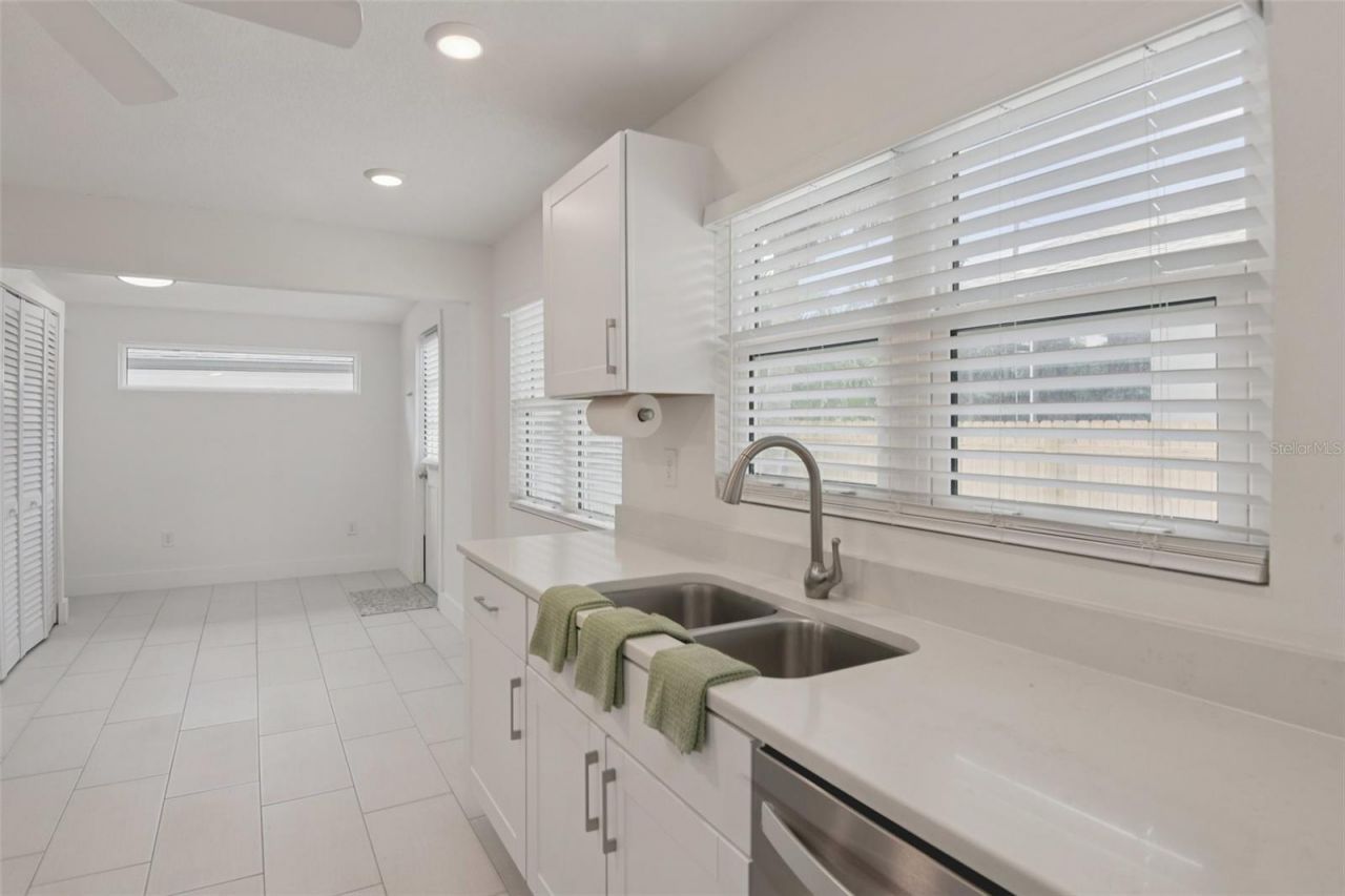 159 81st Avenue N, Saint Petersburg, FL 33702 Photo