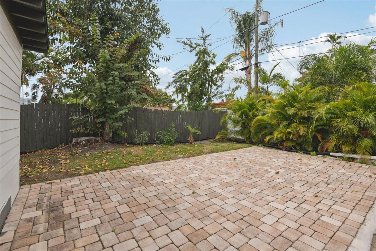 159 81st Avenue N, Saint Petersburg, FL 33702 Photo