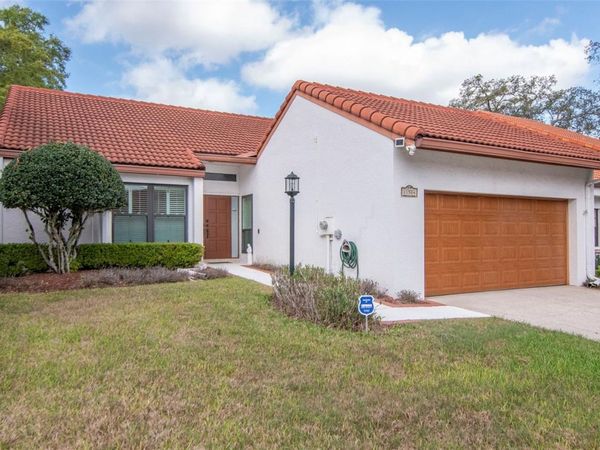 11504 CERCA DEL RIO PLACE, TEMPLE TERRACE, FL 33617